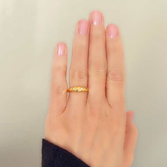 14k Gold finish Sterling Silver Classic Gold Twist CZ Ring - Picture 13 of 17